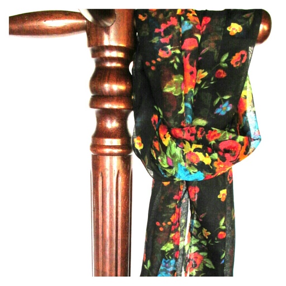 Pair of Scarves - Styles O and P