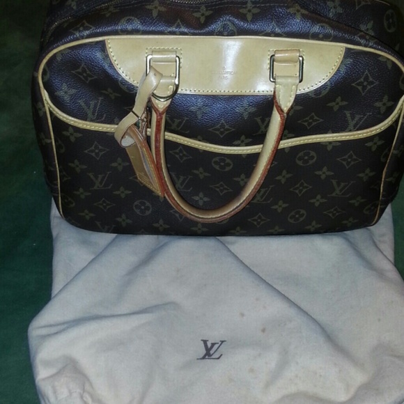 Authentic Louis Vuitton handbag