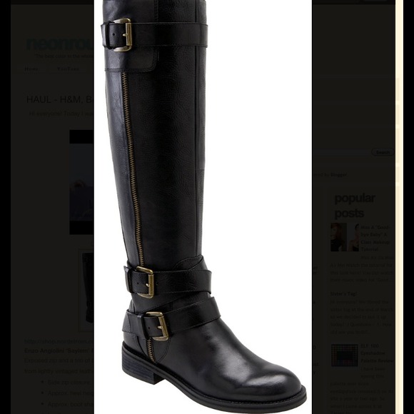 Can't miss those boots