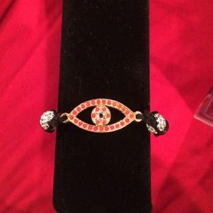 Red eye bracelet