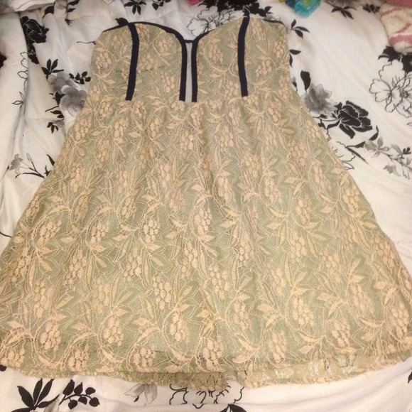 Pins and needles staples lace dress