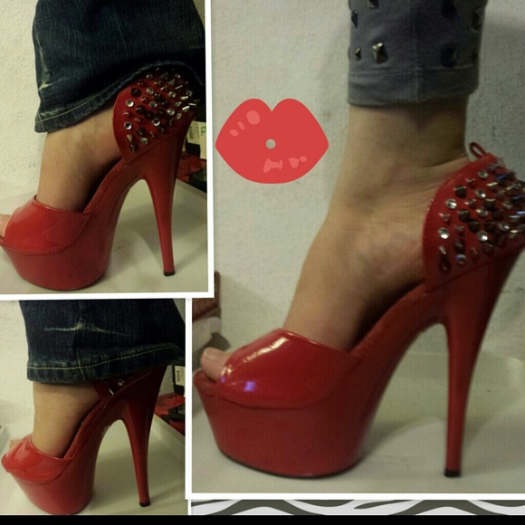 🎉HP🎉 Sexy red stiletto pumps - Picture 2 of 4