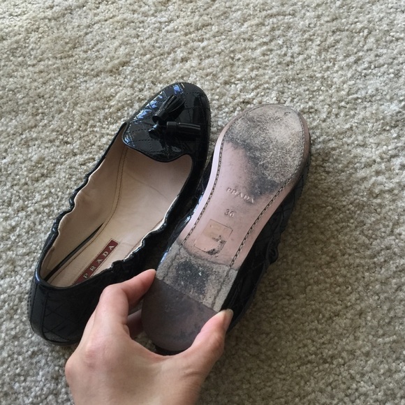 Quilted Loafer Flats In Blk Patent Leather - Picture 4 of 4