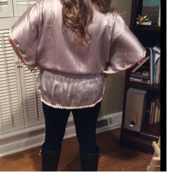 Vivienne Tam silk top - Picture 4 of 4