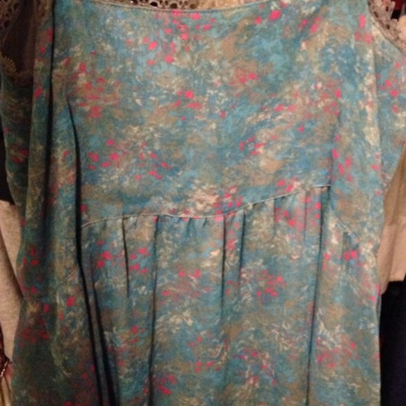 Kirra Dress - Picture 2 of 4