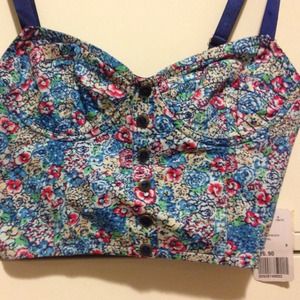 Colorful flower crop top! Super cute