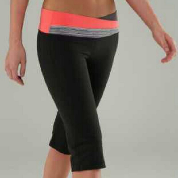 lululemon astro crop