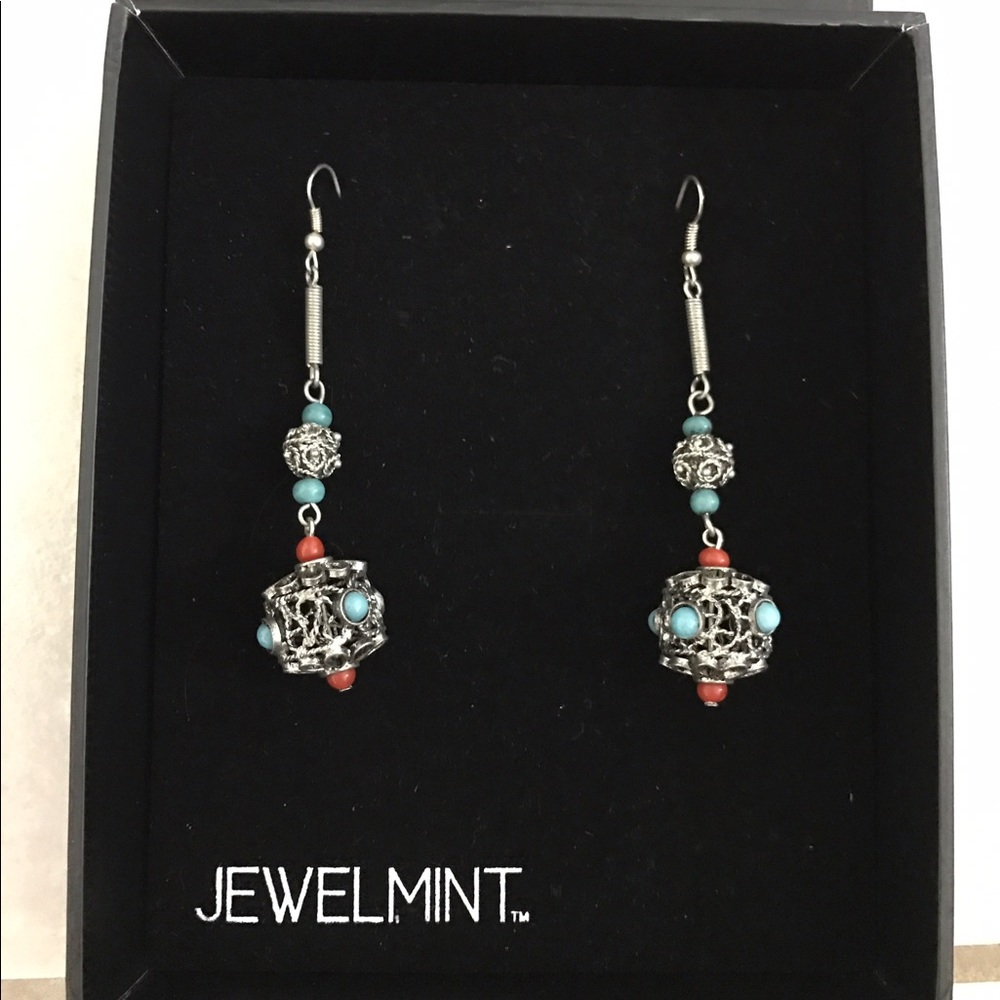 JewelMint Gabrielle Earrings