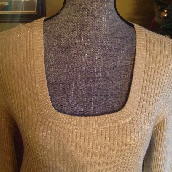 SOLD GOLD SWEATER ❤️❤️❤️ - Picture 3 of 4