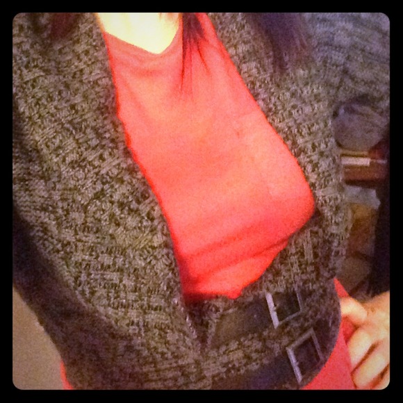 ♥️♥️So chic!!♥️♥️NWOT! belted cardigan!