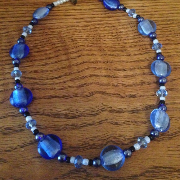 Blue fashion necklace - Picture 1 of 1