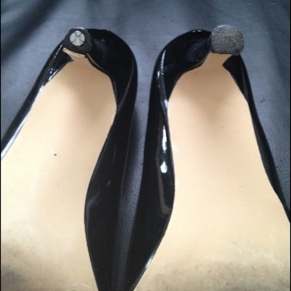 Black Heels 💋 - Picture 4 of 4