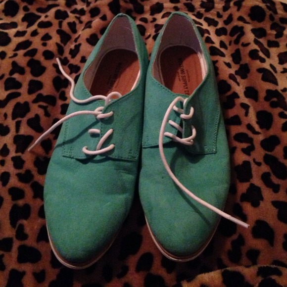 Mossimo shoes