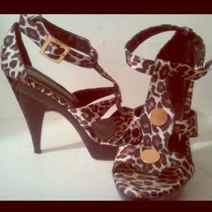 Leopard strappy heels