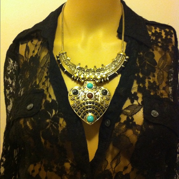 Statement Necklace - Picture 3 of 4