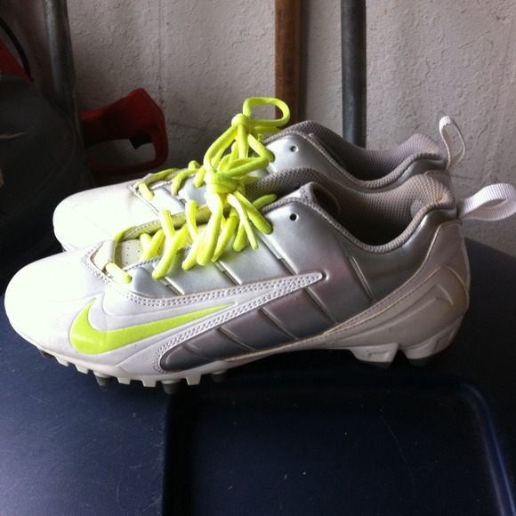 Nike Shoes - Size 9 in women's nike shoes