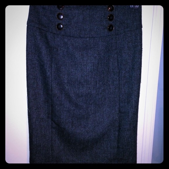 Express design studio skirt size 4 mint condition