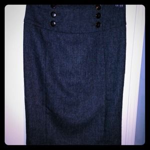 Express design studio skirt size 4 mint condition