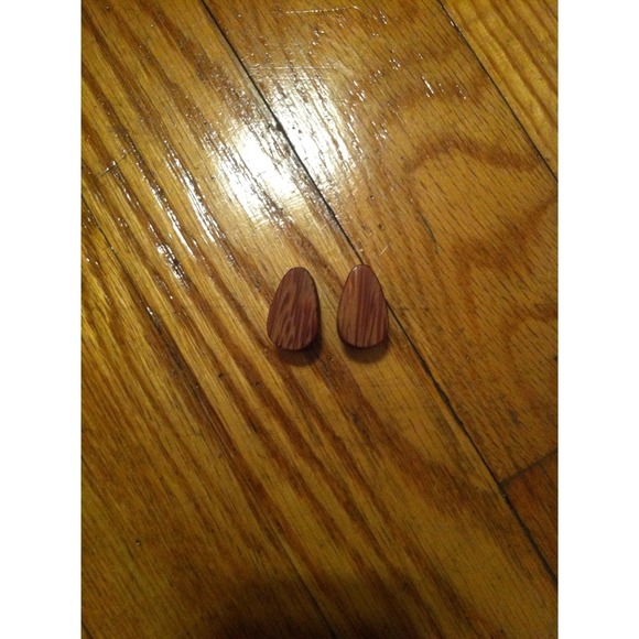 Coconut Wood Teardrop Plugs 5/8