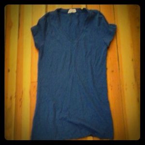 Plain blue v-neck shirt