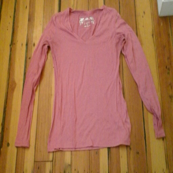 Link Doofy Kenyan shirt