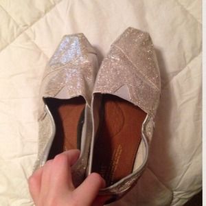 sparkle / glitter toms