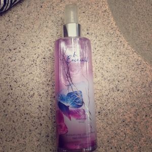 Bath & Body Works Be Enchanted Shimmer Mist💕