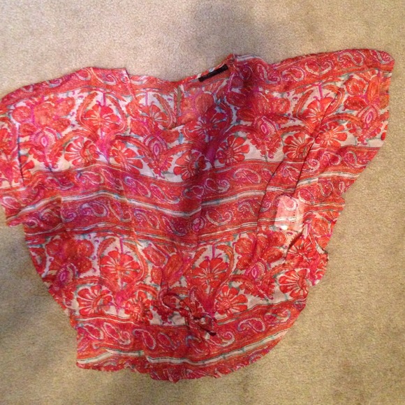 Beautiful Sheer Print Stingray Top