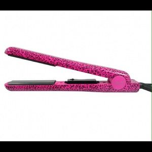 Animal print straightener