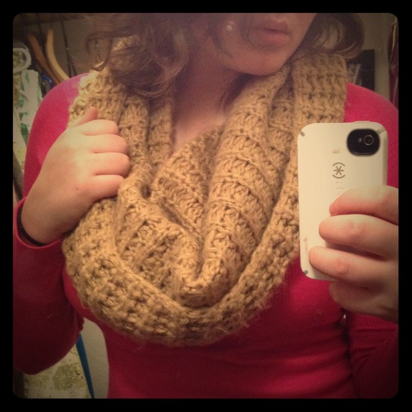 Infinity scarf💕💕💕