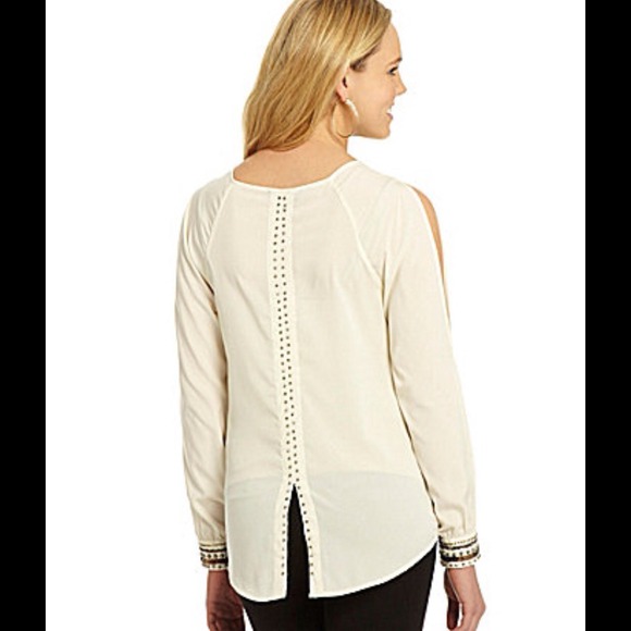 !!!SOLD!!!!Jessica Simpson cold shoulder blouse