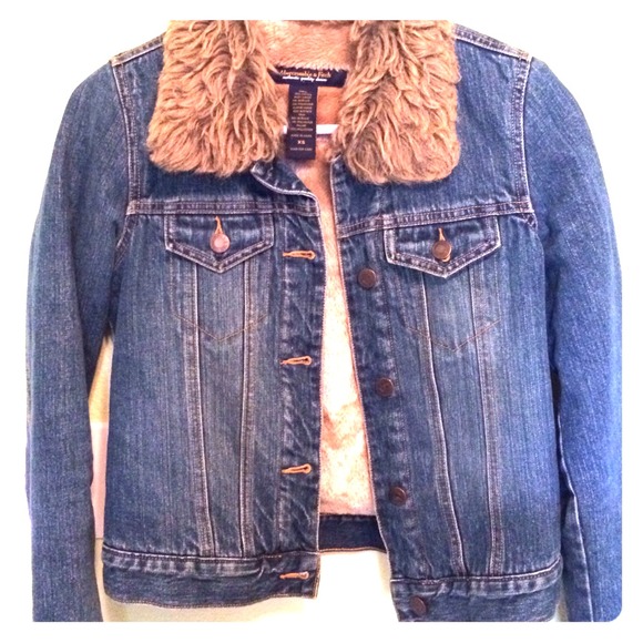 ‼️SOLD‼️ Abercrombie & Fitch denim jacket