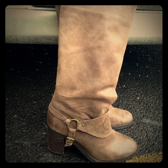 LIKE NEW gorgeous Ralph Lauren riding boots!