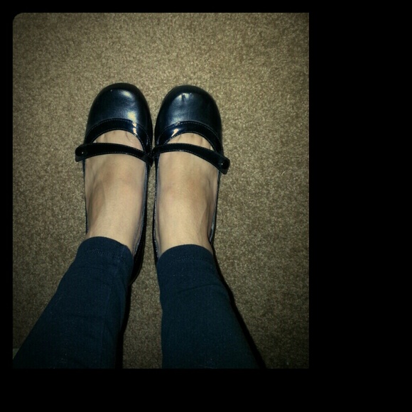 Steve Madden kitten heels