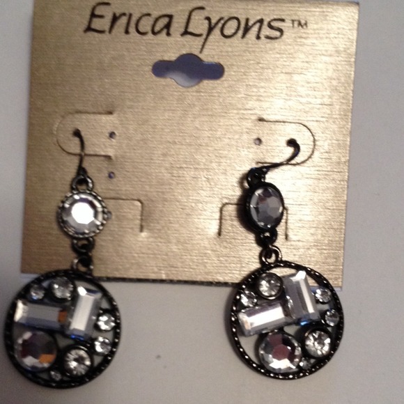 NWT sparkly black rhinestone earrings