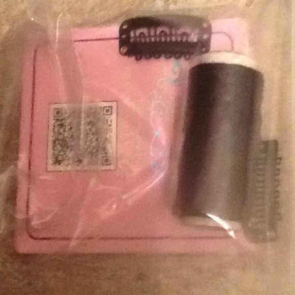 Hair extensions - Picture 2 of 2