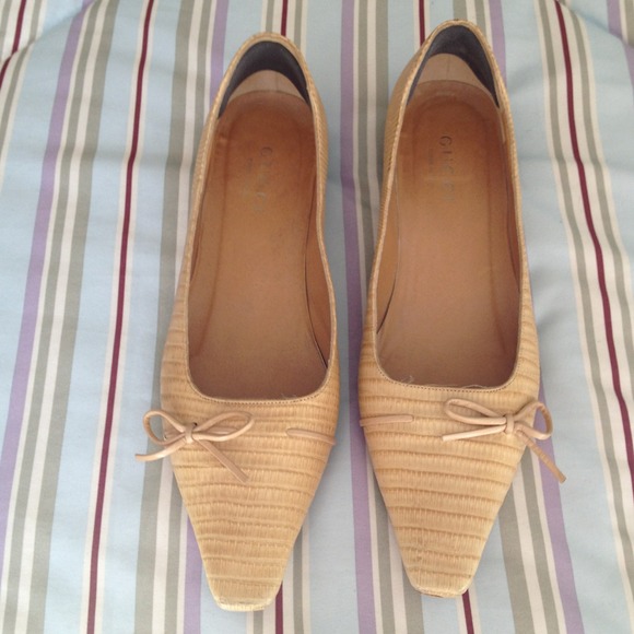 Gucci elegant unique shoes.
