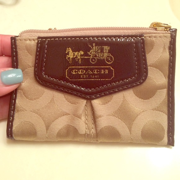 💞🎈COACH Madison mini skinny in khaki🎈💞