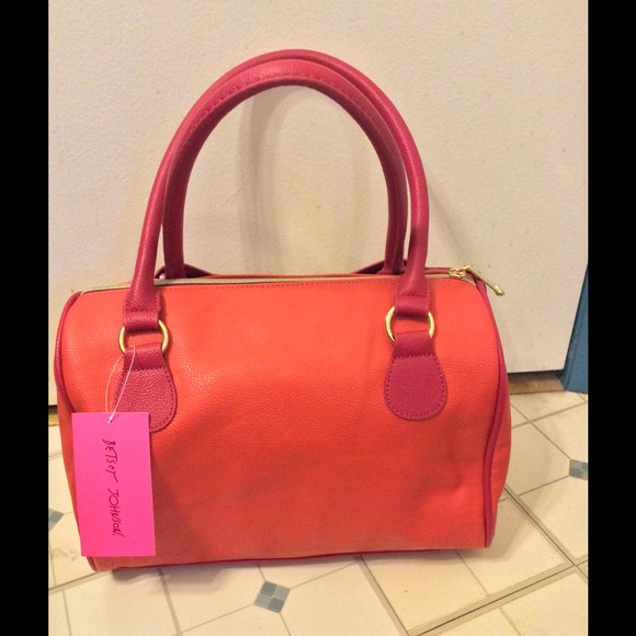 🚫SOLD🚫 - NWT Betsey Johnson satchel - Picture 2 of 3