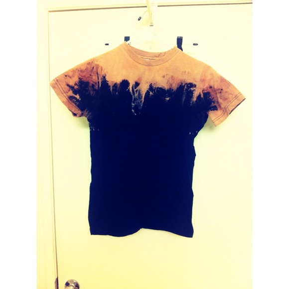 ❌SOLD❌Tie dye tee