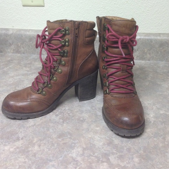 ❌SOLD❌LUCKY brand combat boots