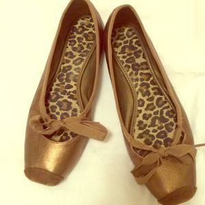 ✨Reduced✨Soho Lab bow tie metallic brown flats
