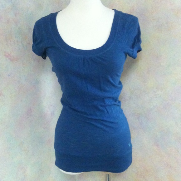 Royal blue short sleeves shirt - Picture 3 of 3