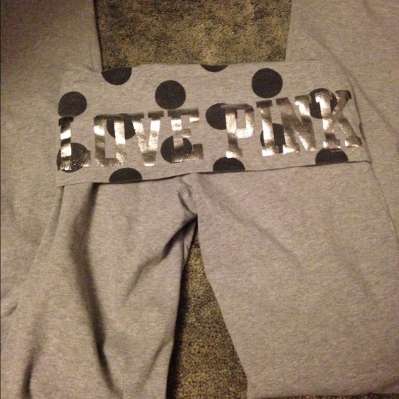Vs yoga pants bootleg