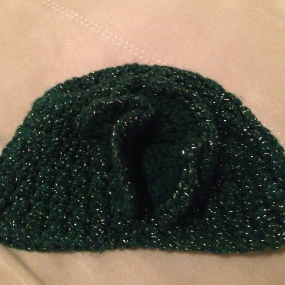 Green hat