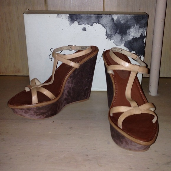 Elizabeth and James wedge sandals strap shopbop - Picture 3 of 4