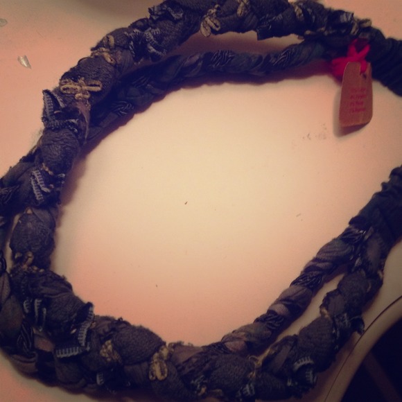 Upper cute free people headband! NEW WITH TAGS!