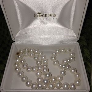 Absolutely no Trades or PayPal!!