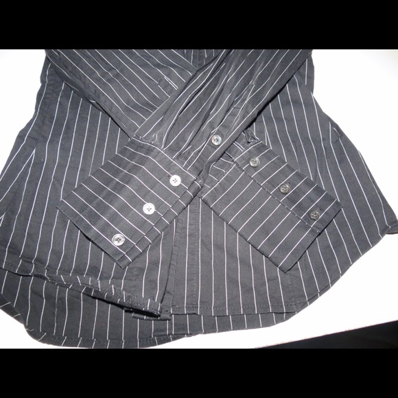 EXPRESS Beautiful business attire shirt!