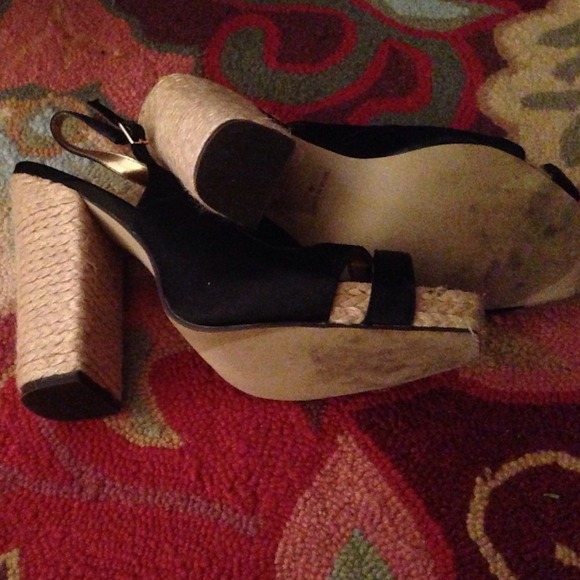 Stylish high heel sandals - Picture 3 of 4